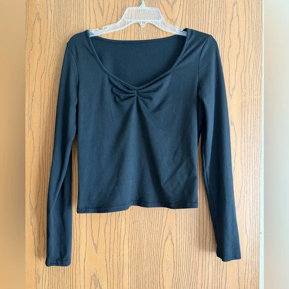 PacSun Black Ruched Long Sleeve Top - Picture 2 of 2